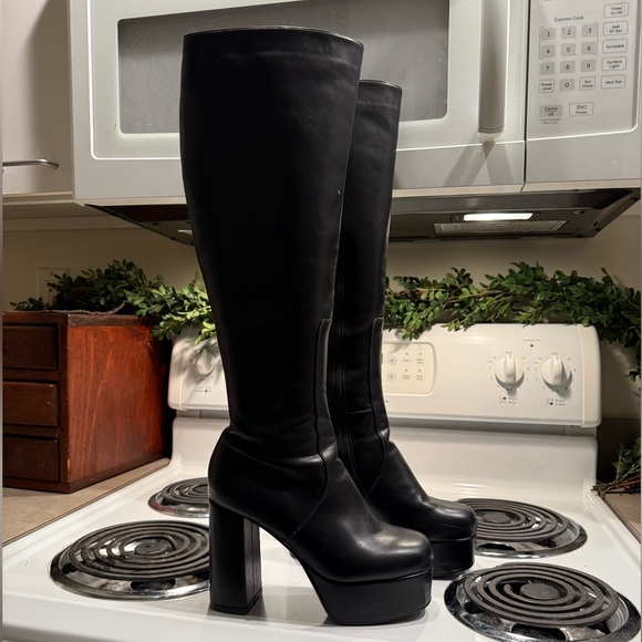 Lamoda Black Faux Leather Platform Block Heel Knee High Boots Dolls Kill Size 9 - Picture 2 of 5